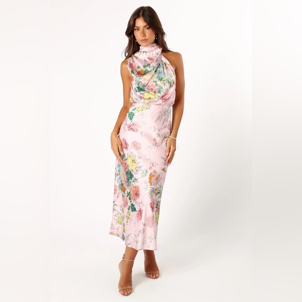 Anabelle Halter Neck Midi Dress - Pink
Floral